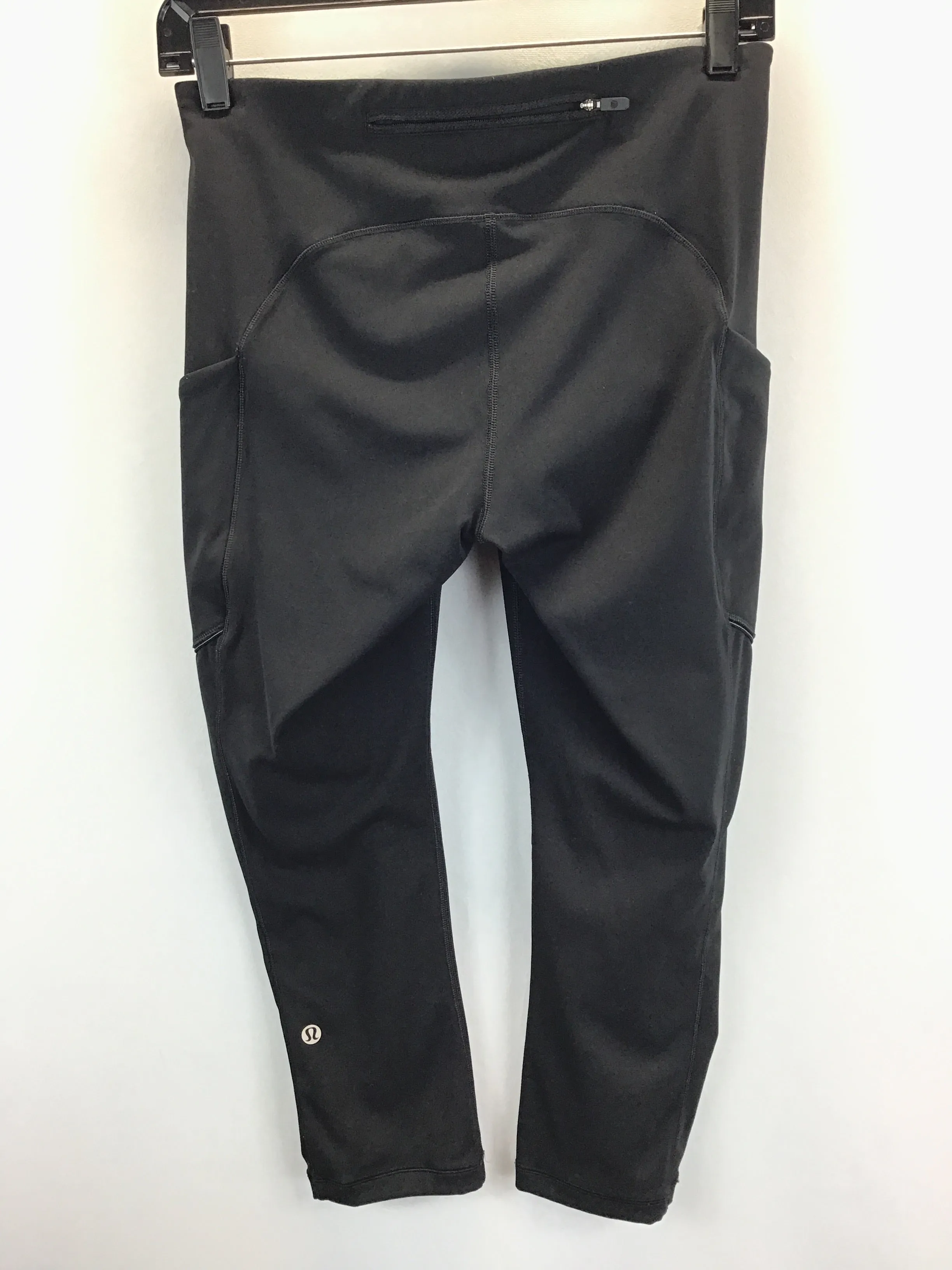 Black Athletic Capris Lululemon, Size 6