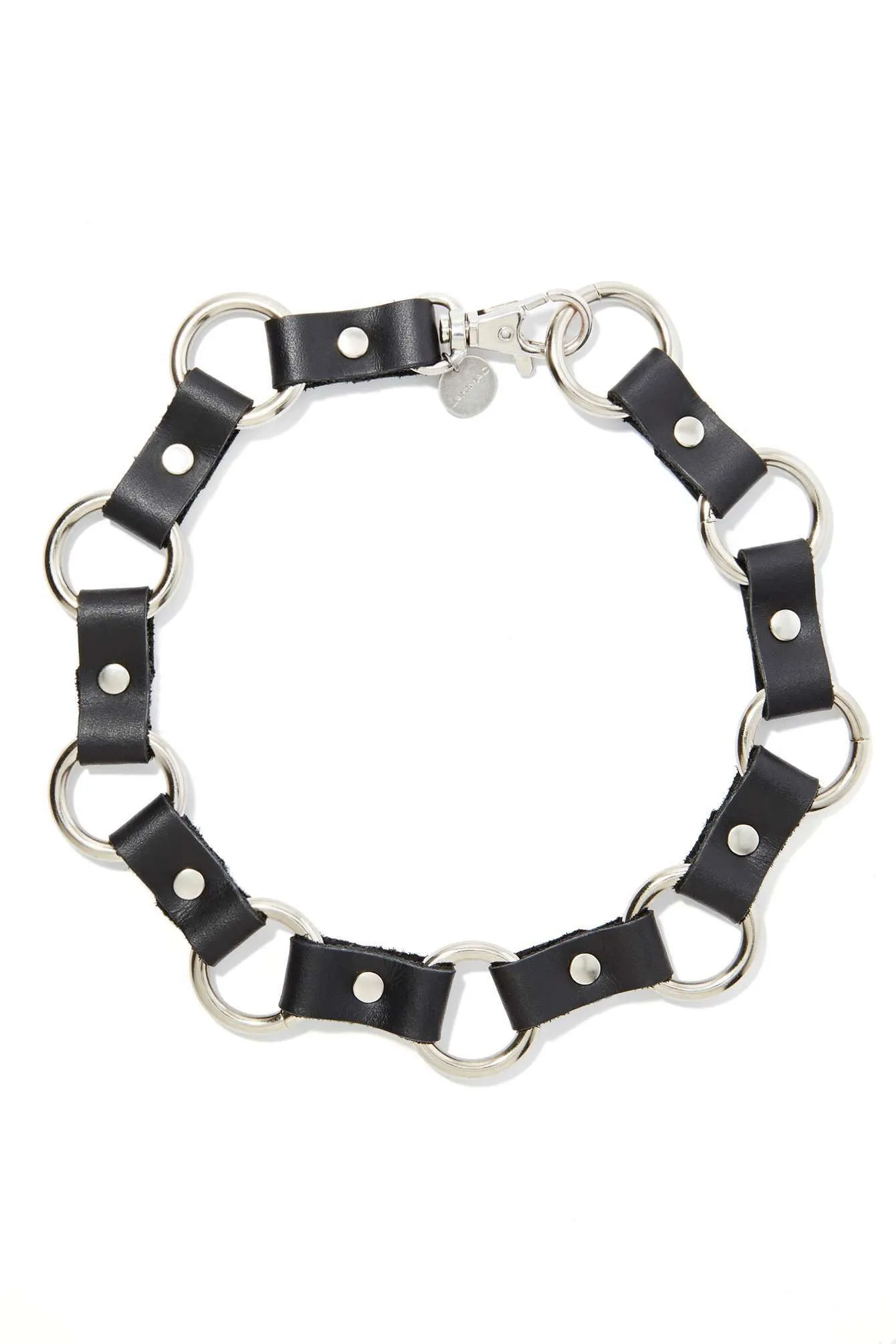 chainlink choker neckace.