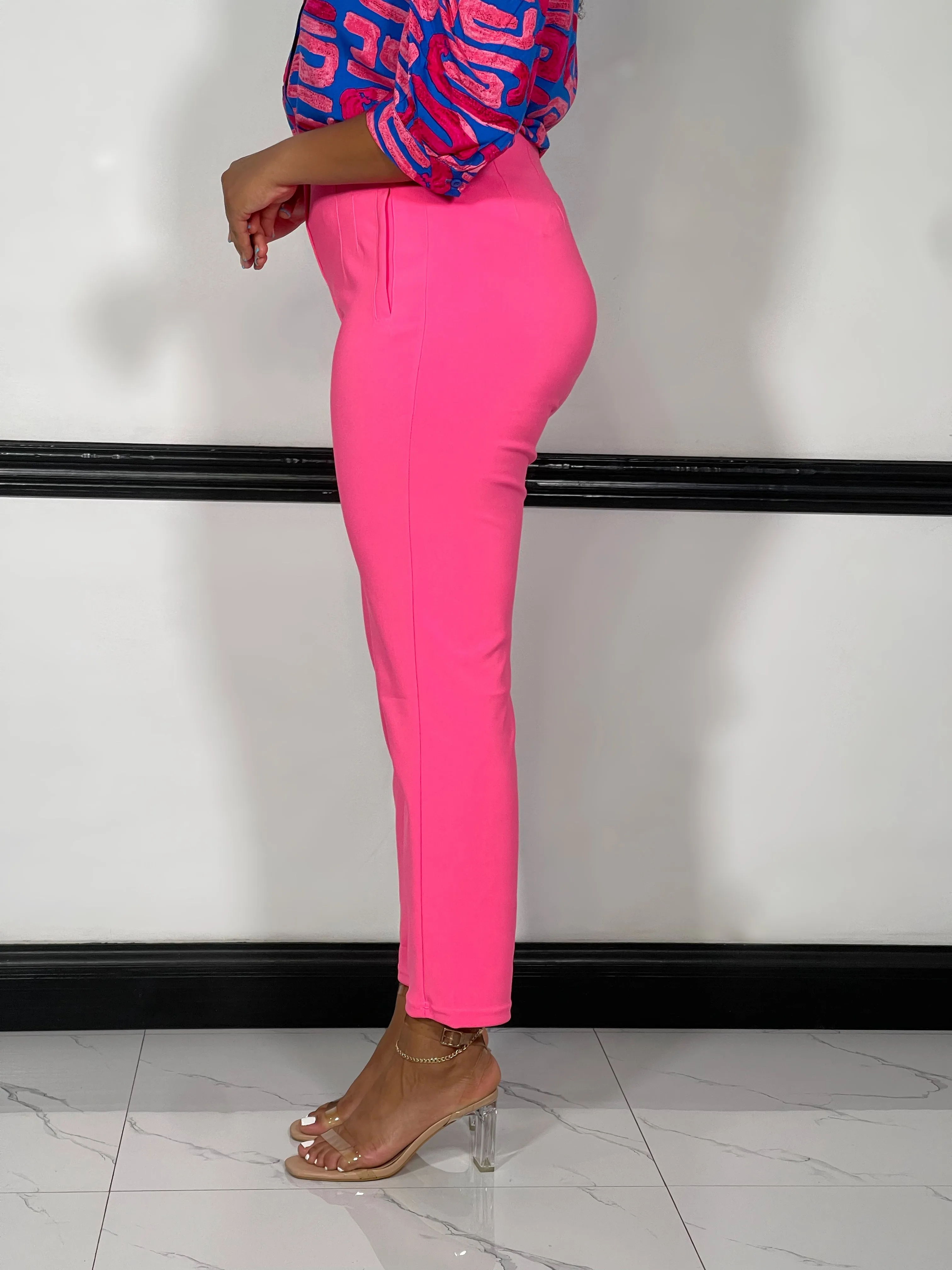 Corporate Chic Pintuck Pants-Pink