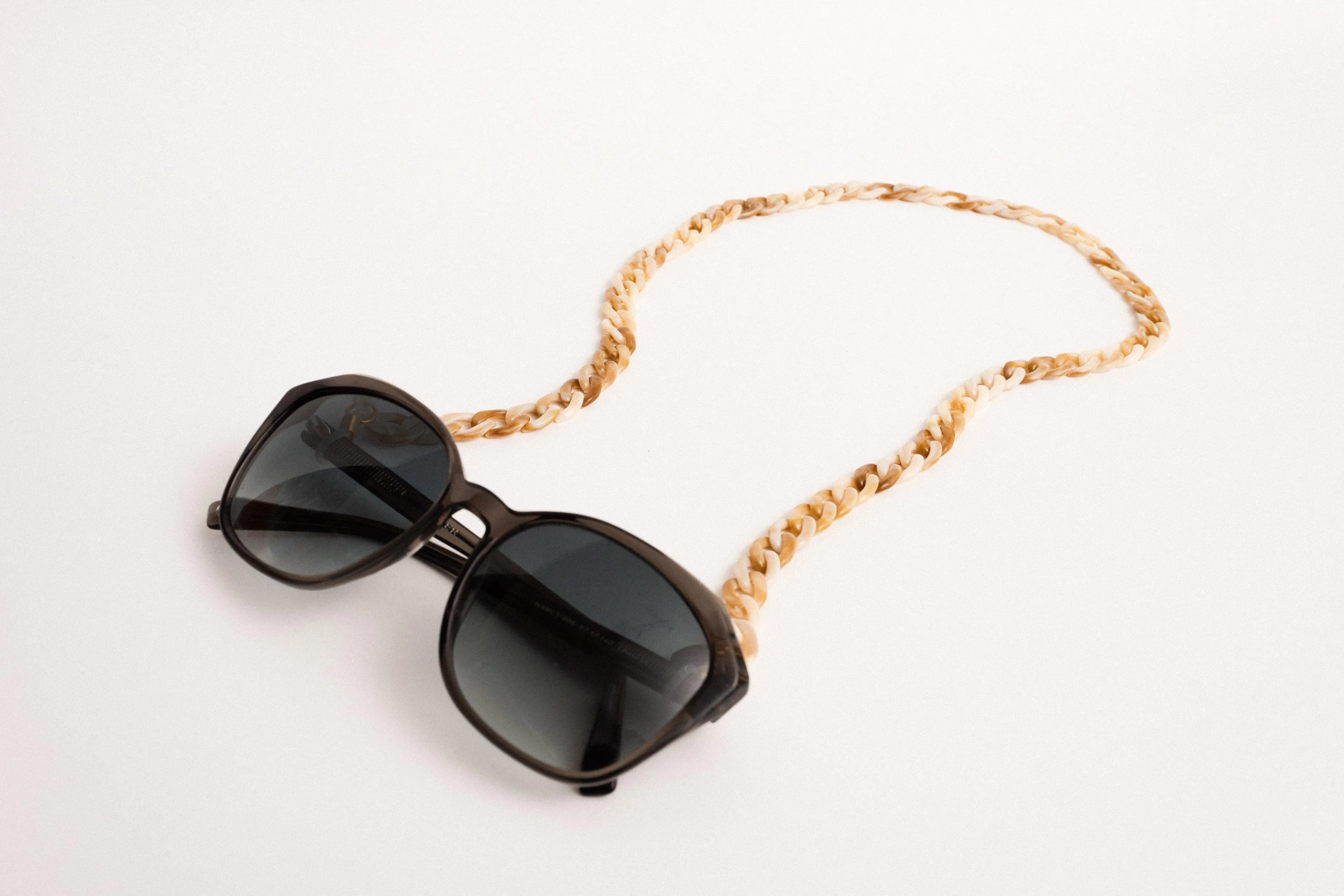 Cuban Caramel Eyewear Chain