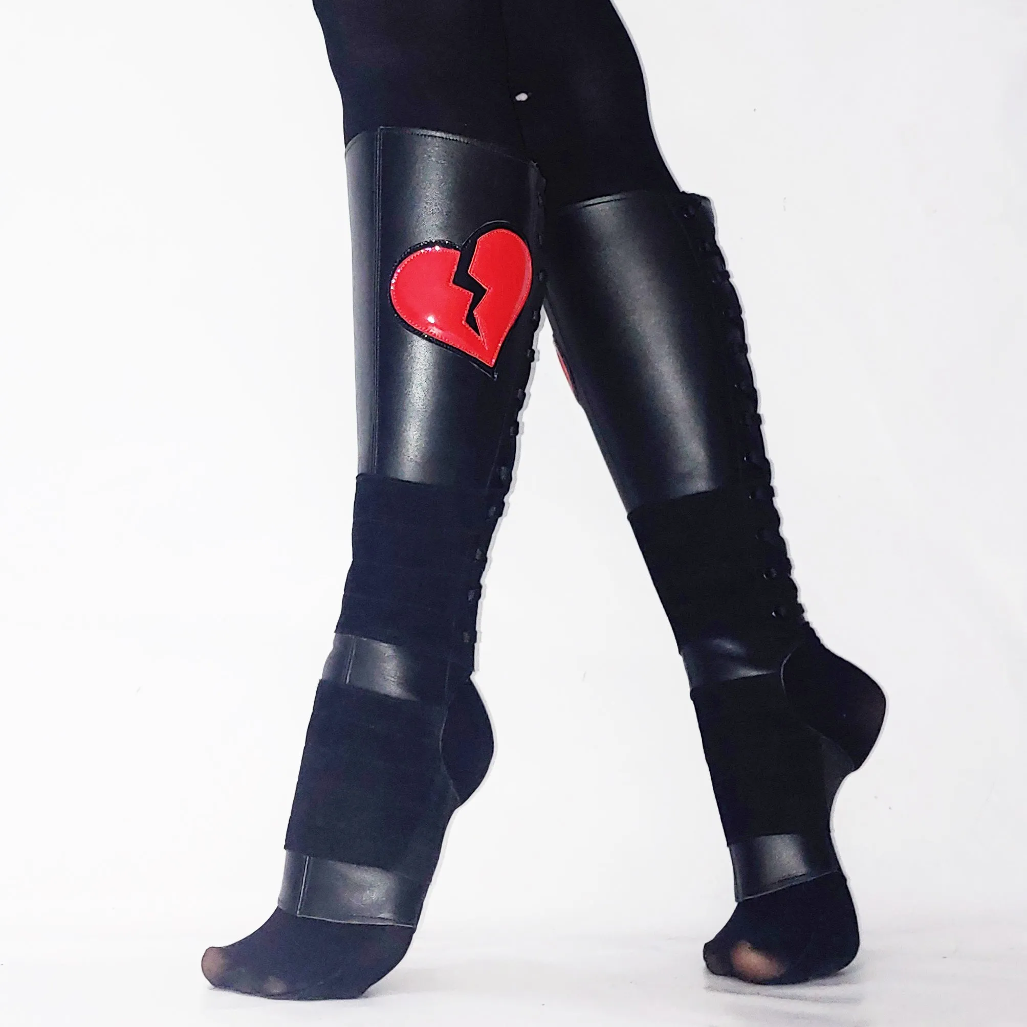 HEARTBREAKER Aerial boots w/ suede grips