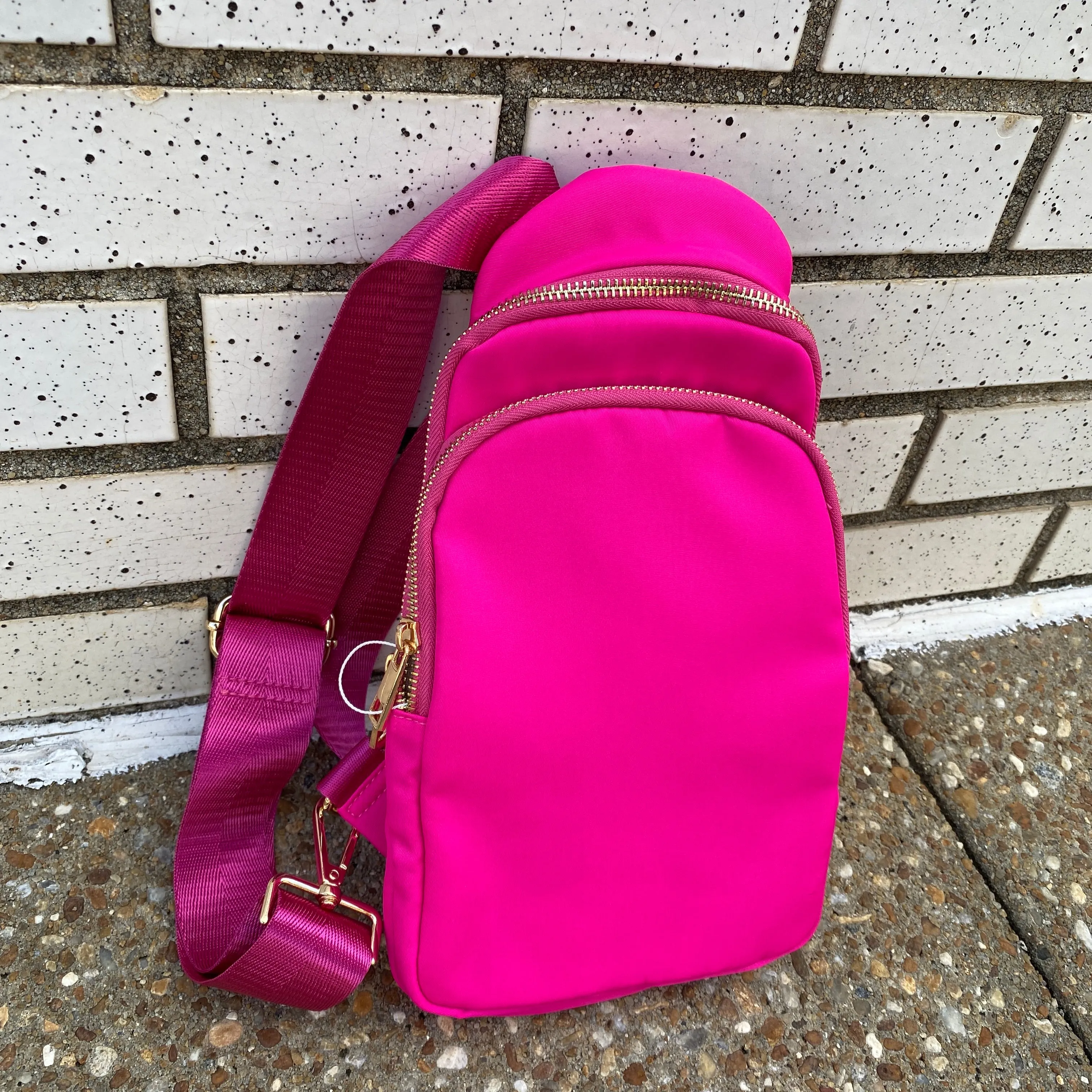 HOT PINK CROSSBODY BELT BAG