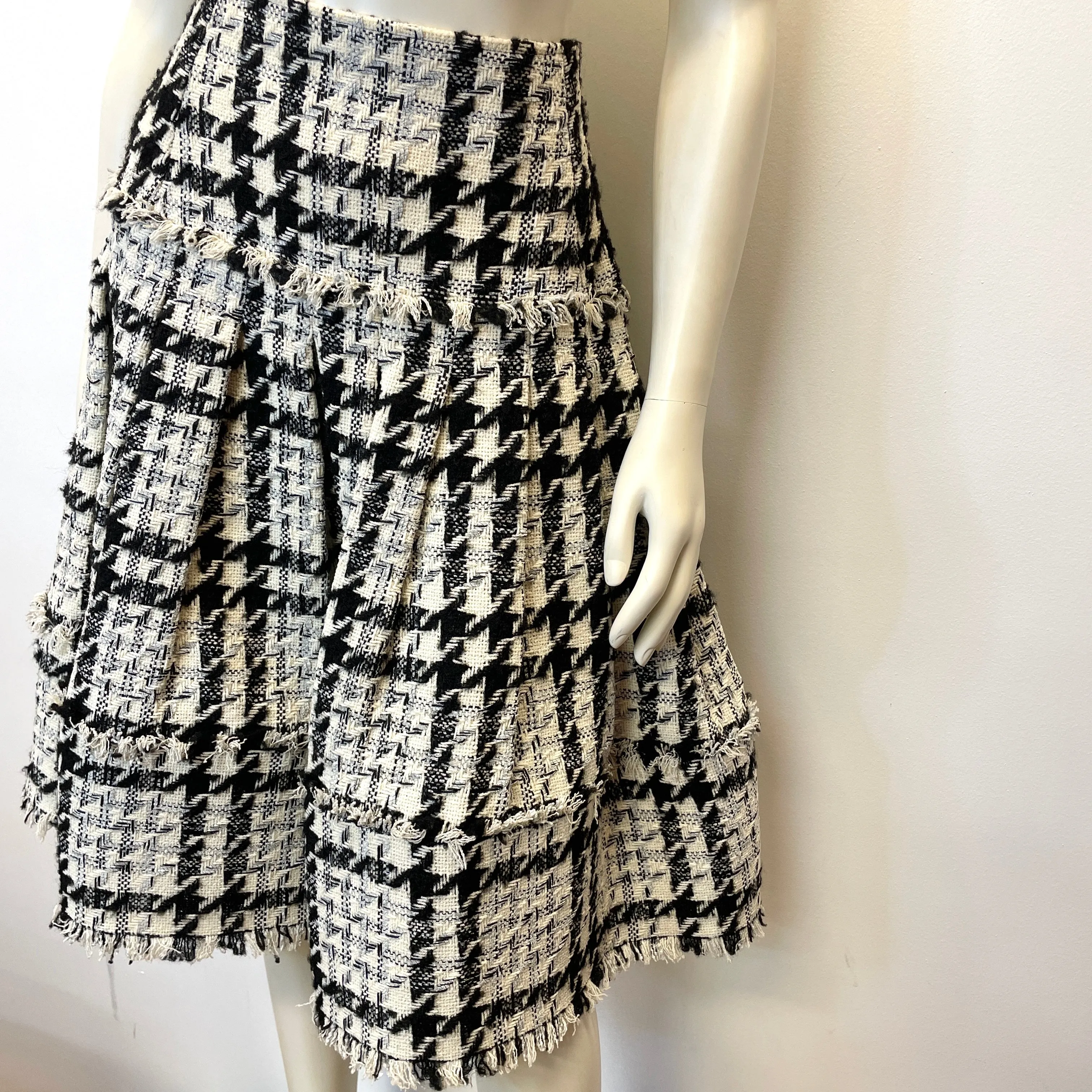 Oscar de la Renta Fall '08 Vintage Designer Tweed Skirt Made in Italy Size 27"