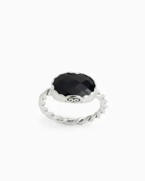 Oval Stone Twisted Ring