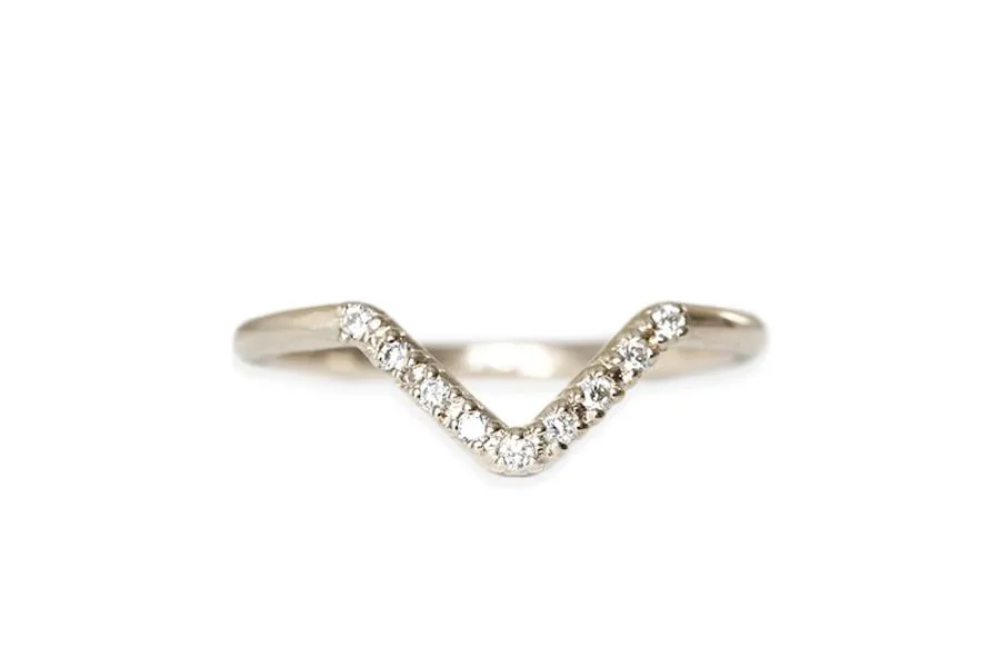 Peak Nove Diamond Ring