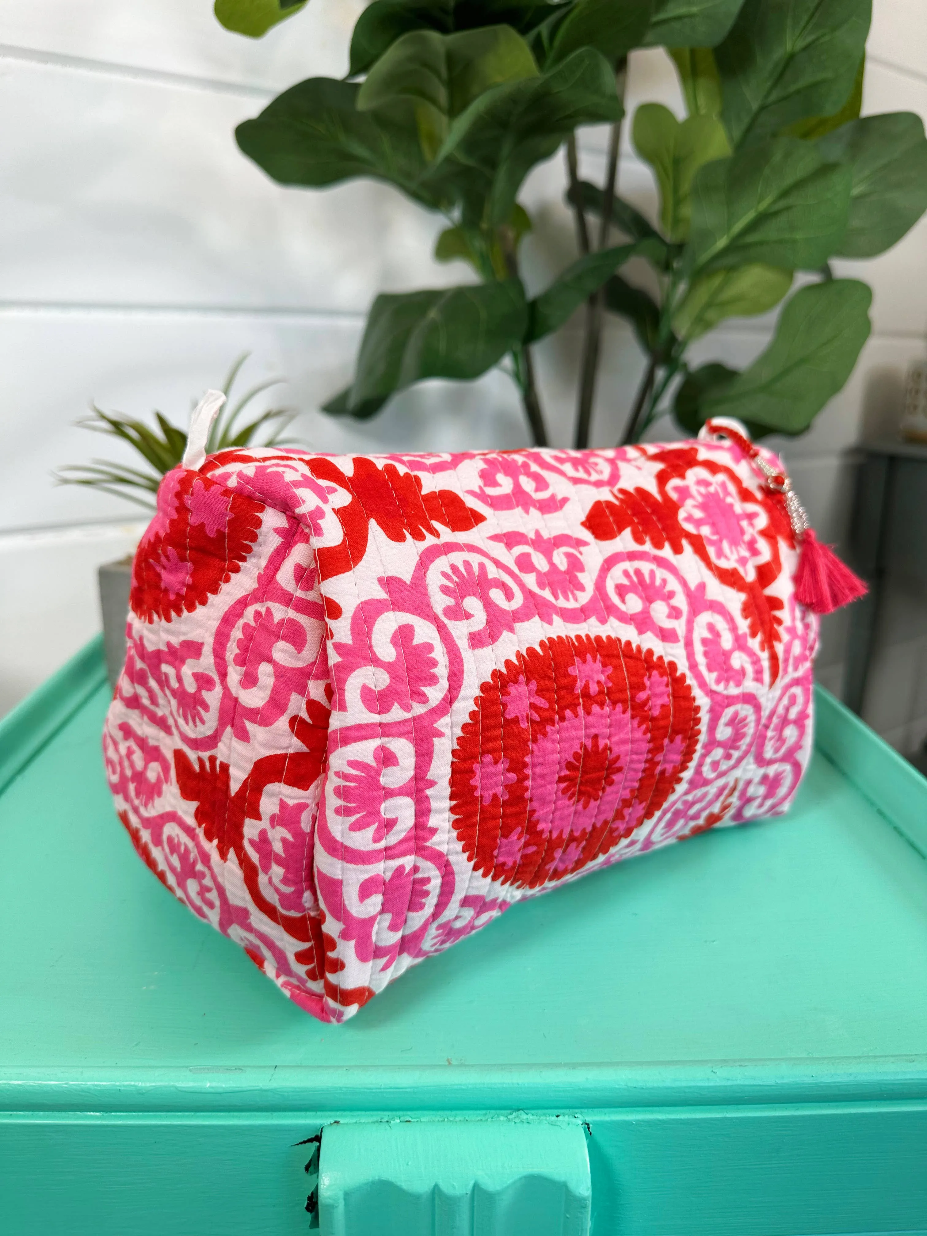 Pink/Red Medallion Quilted Cosmetic Bag