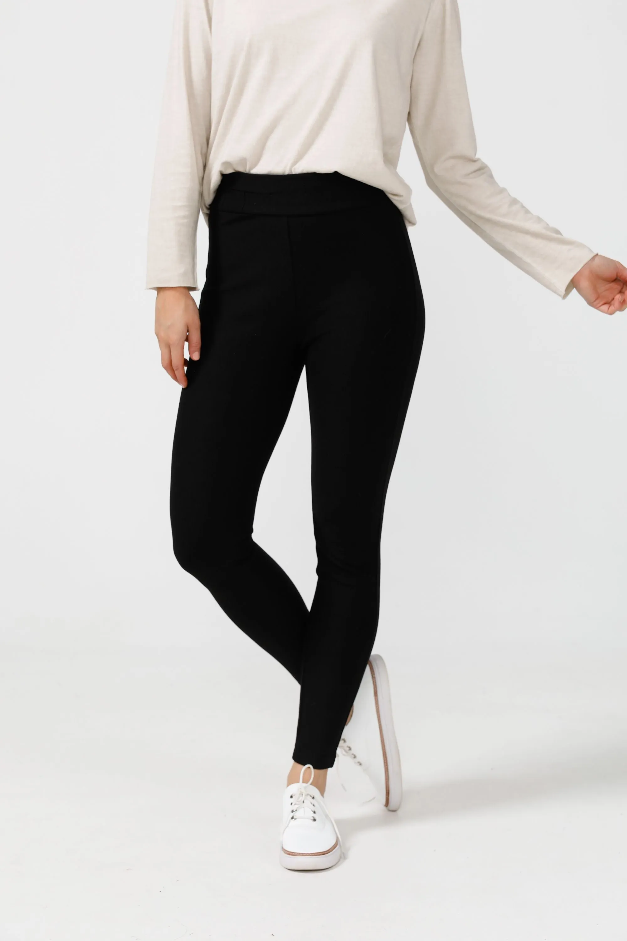 Runway Pants (Black)