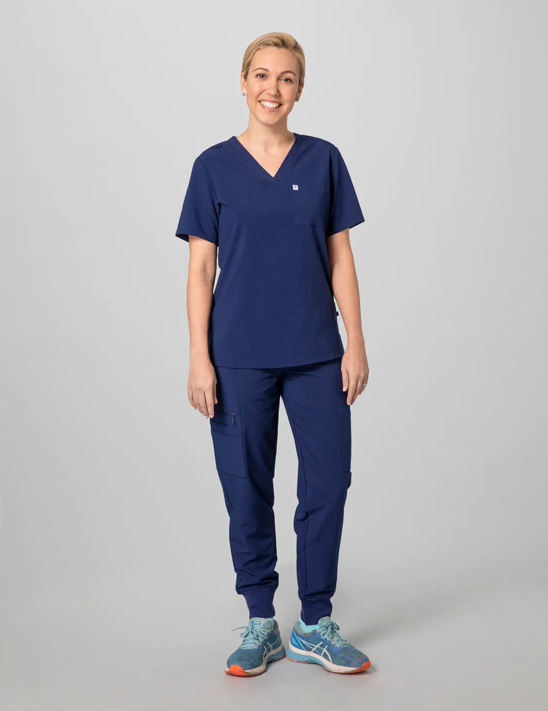 Womens 2-Pocket V-Neck Scrub Top